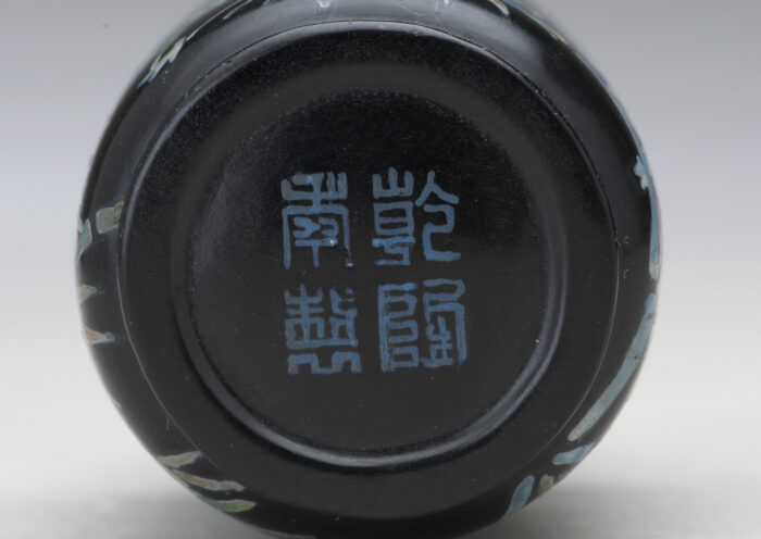 竹鵲報平安鼻煙壺：圖片 3