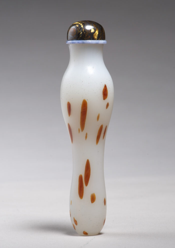 匏形鼻煙壺