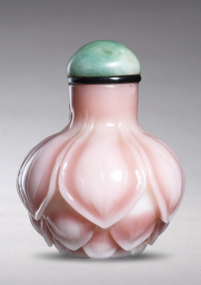 芙蓉蓓蕾鼻煙壺